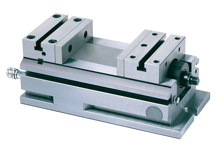 TYPEE Evard Précision